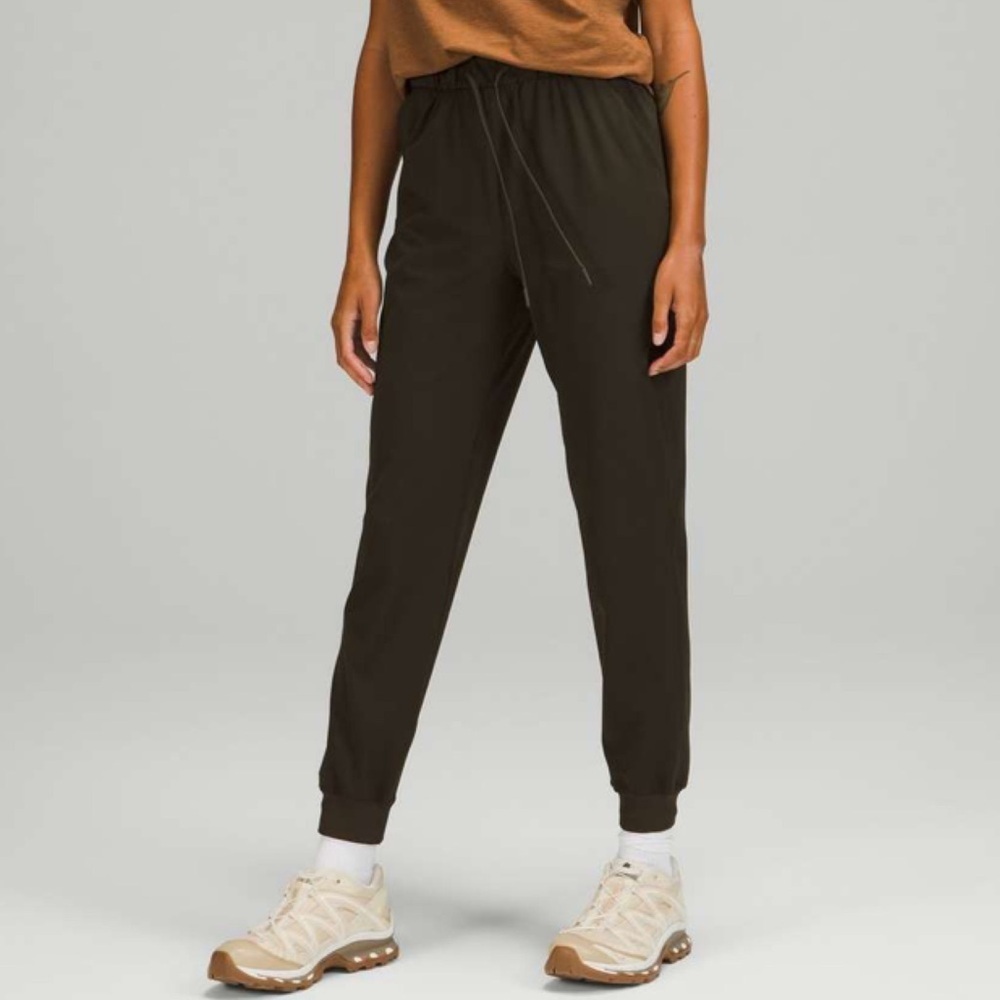 Lululemon Stretch High Rise Jogger Pant Luxtreme Dark Olive Green Size 12
